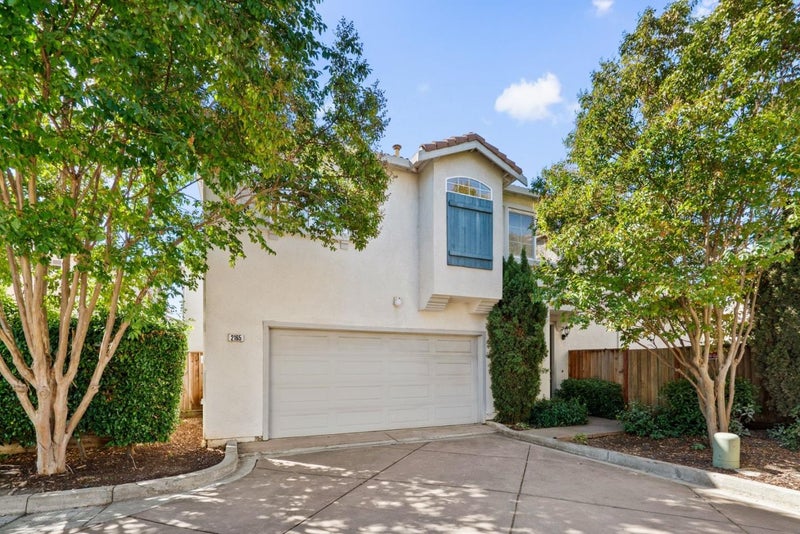 2165 Kingsbury Circle