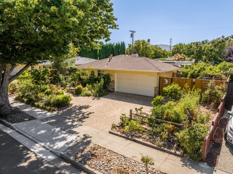 Featured picture for the property ML81934741