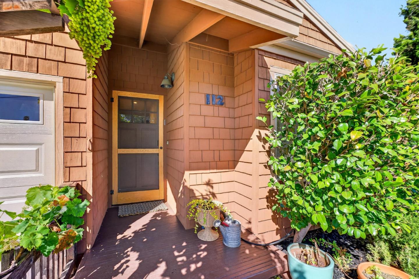 112 Alamo Avenue