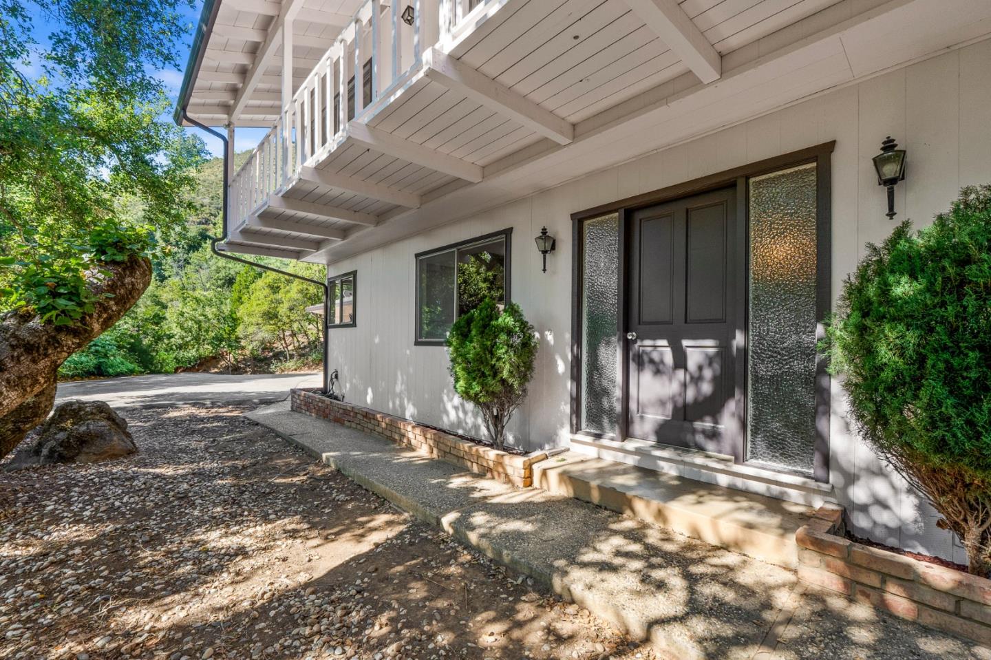 26025 Highland Way
