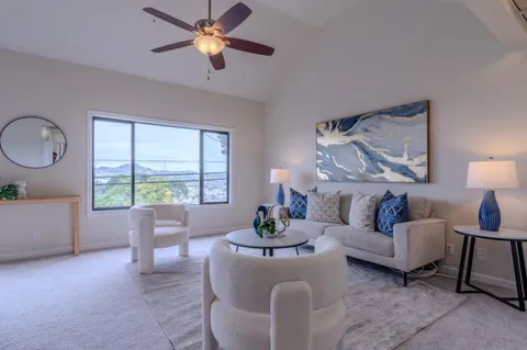 237 Bellevue Avenue, Daly City, CA 94014 - #: ML82035117