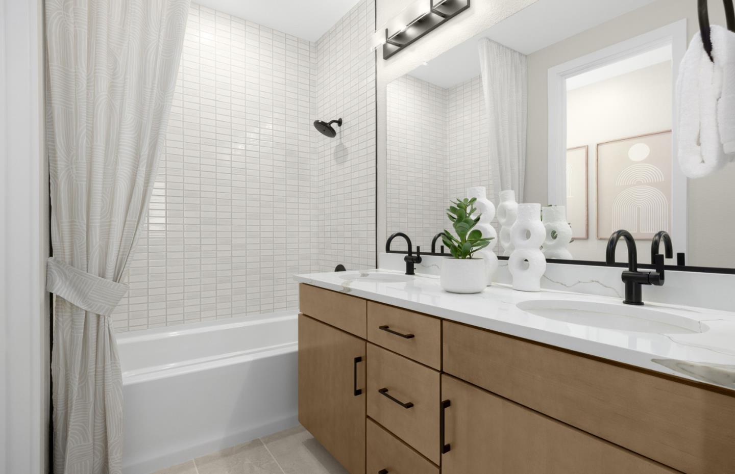 281 Llewellyn Avenue 014-18 - Plan 2