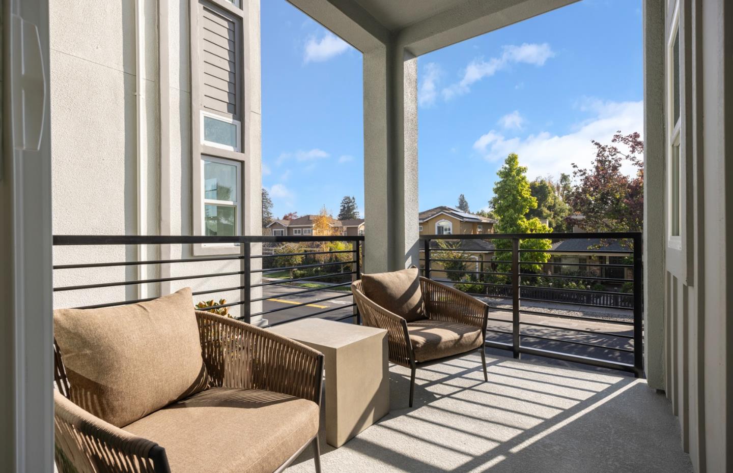 281 Llewellyn Avenue 014-18 - Plan 2