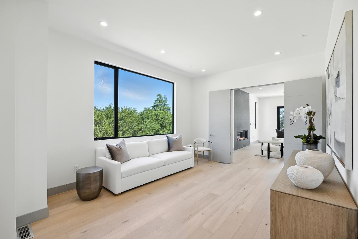 1127 Hillslope Place