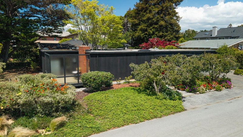 519 Cliff Drive