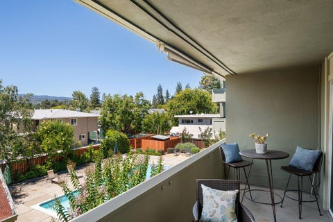 Photo of 1458 Hudson Street #207, Redwood City, CA 94061 (MLS # ML82056945)