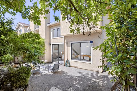 Tiny photo for 34761 Comstock Common, FREMONT, CA 94555 (MLS # ML82045812)