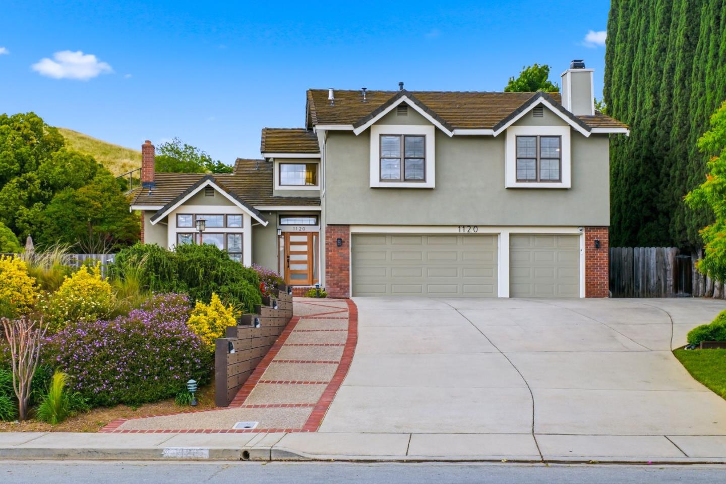 1120 Valley Quail Circle