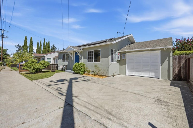 26 Manzanita Street