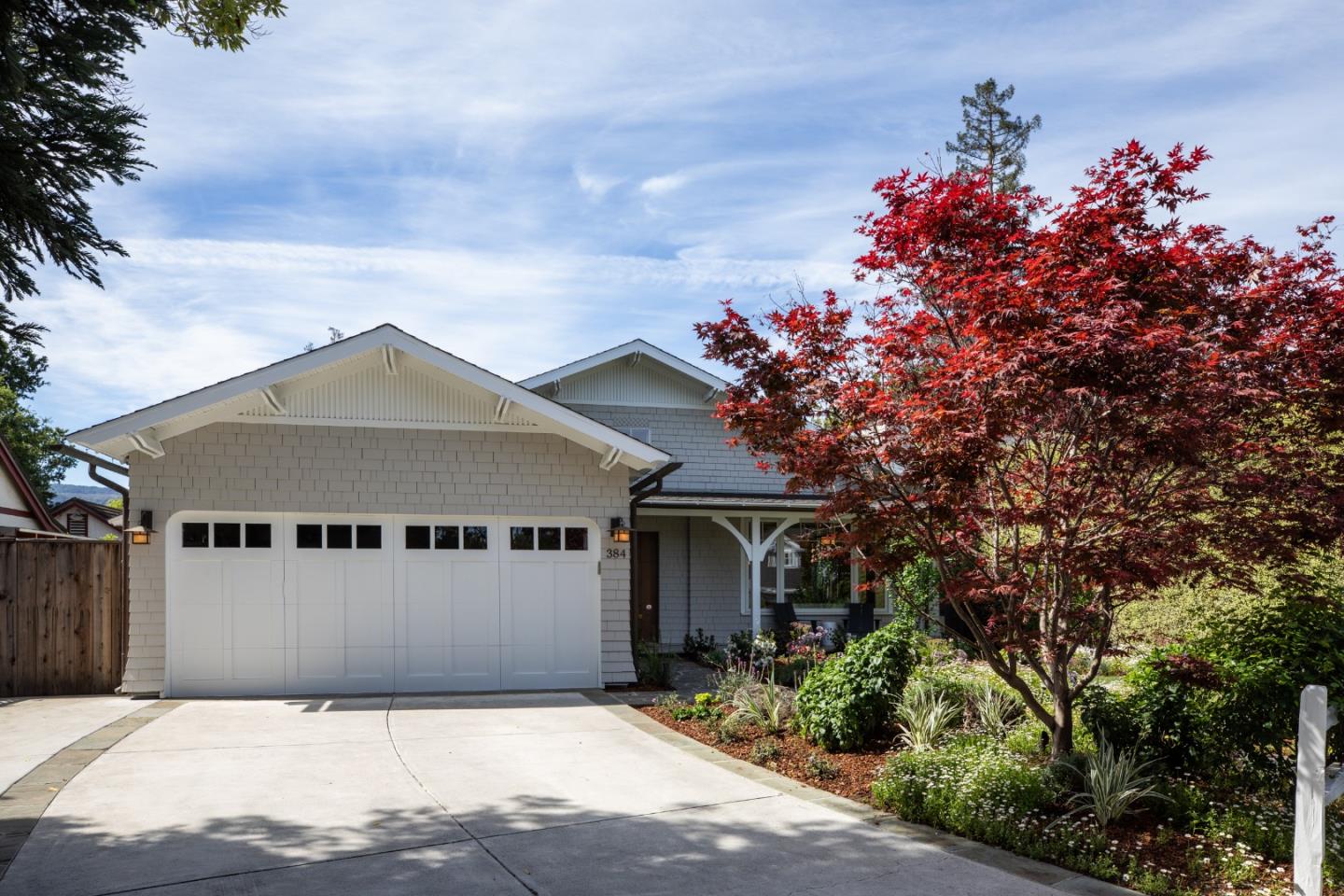 384 Hawthorne Avenue