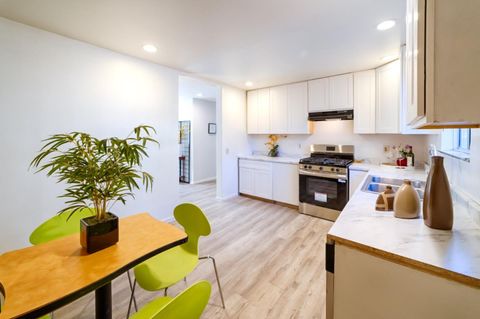 Tiny photo for 816 7th Avenue, Oakland, CA 94606 (MLS # ML82050549)