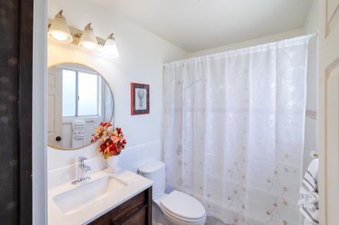 Tiny photo for 816 7th Avenue, Oakland, CA 94606 (MLS # ML82050549)
