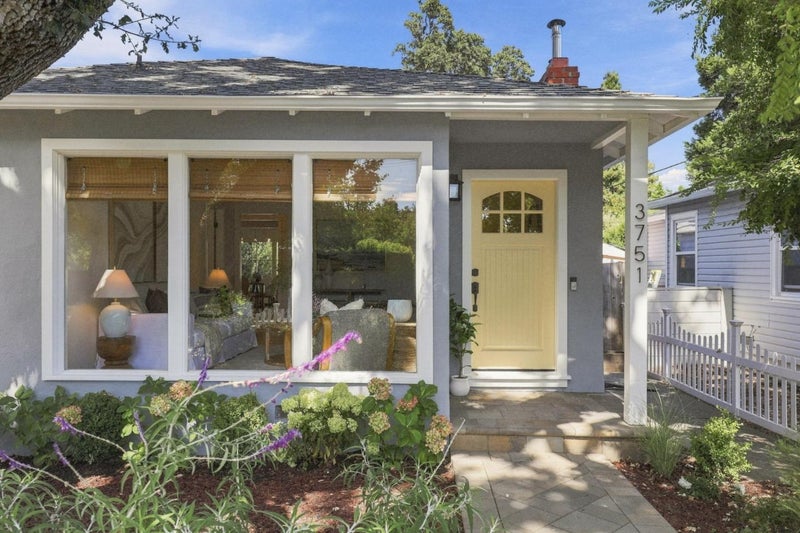 3751 Bay Road