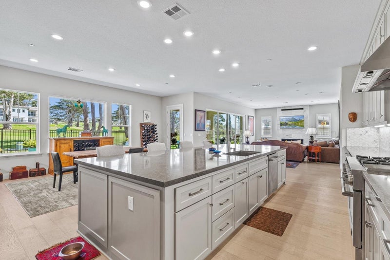 1838 Links Drive
