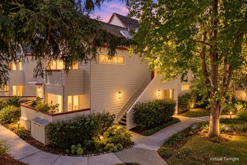 102 Chelsea Way