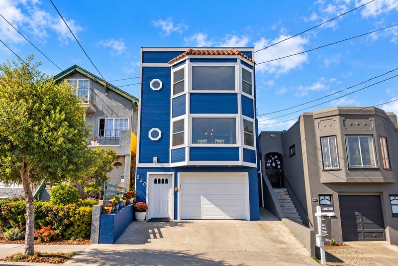 230 Curtis Street