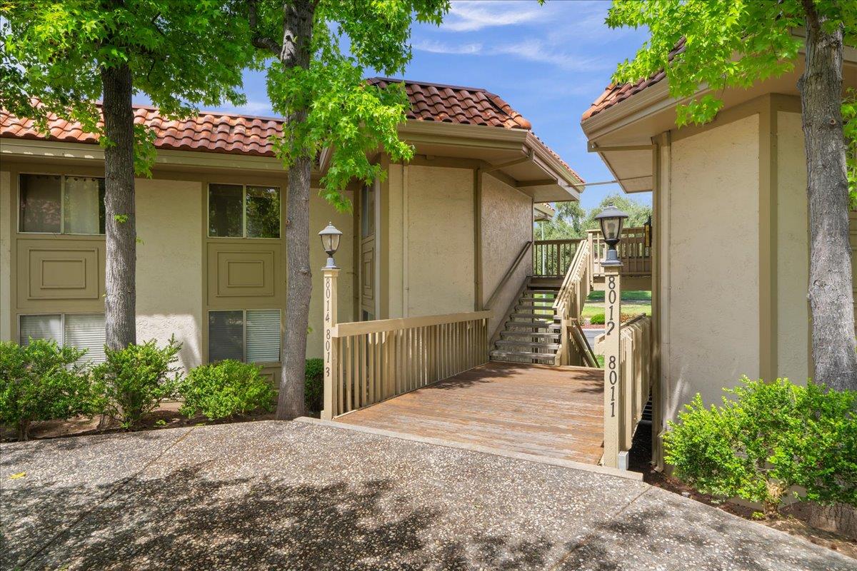 8014 Pinot Noir Court