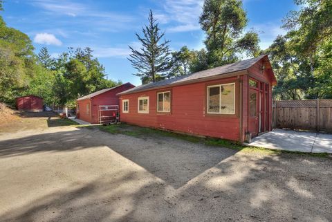 Tiny photo for 900 Mesa Grande Road, APTOS, CA 95003 (MLS # ML82025476)