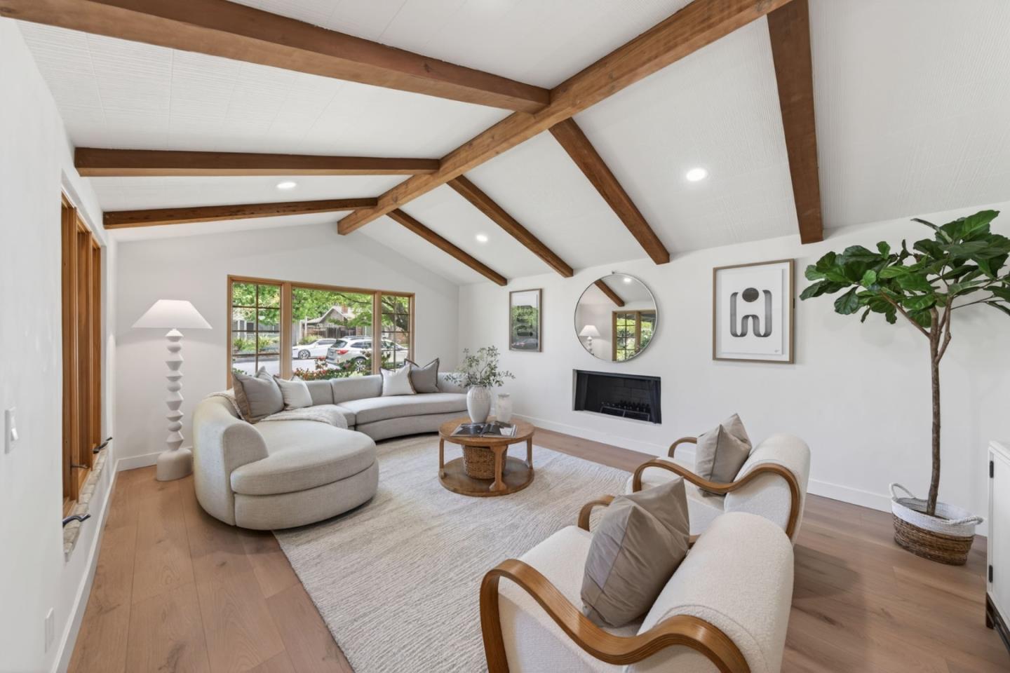 2734 Doverton Square