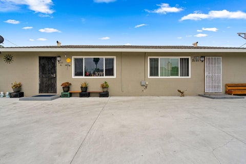Photo of 2151 Lausett Avenue, SAN JOSE, CA 95116 (MLS # ML82060498)