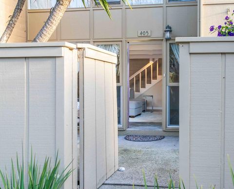 Tiny photo for 451 Dela Vina Avenue #405, MONTEREY, CA 93940 (MLS # ML82024774)