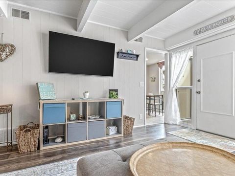 Tiny photo for 451 Dela Vina Avenue #405, MONTEREY, CA 93940 (MLS # ML82024774)