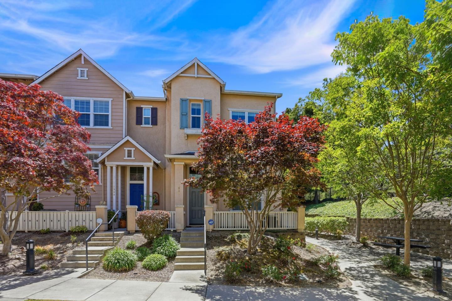 1350 Summer Lane