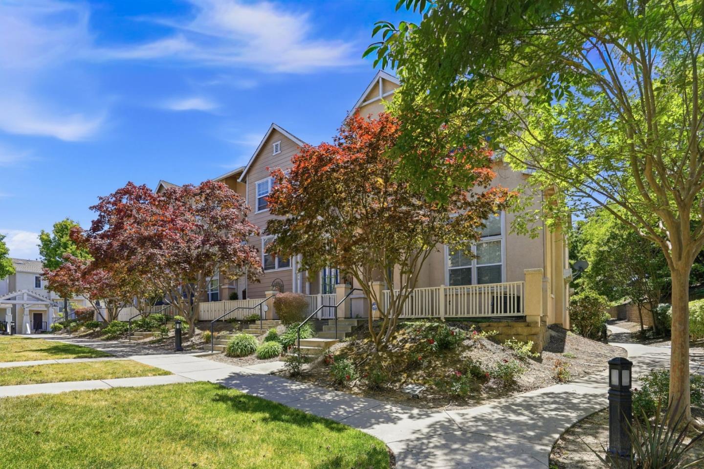 1350 Summer Lane