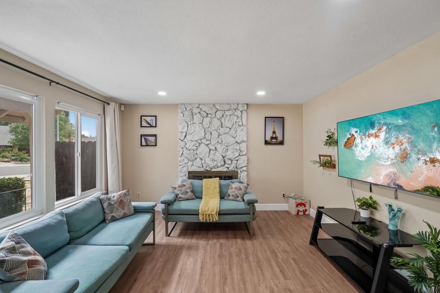 9021 Posada Way
