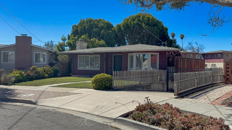 162 Riker Terrace