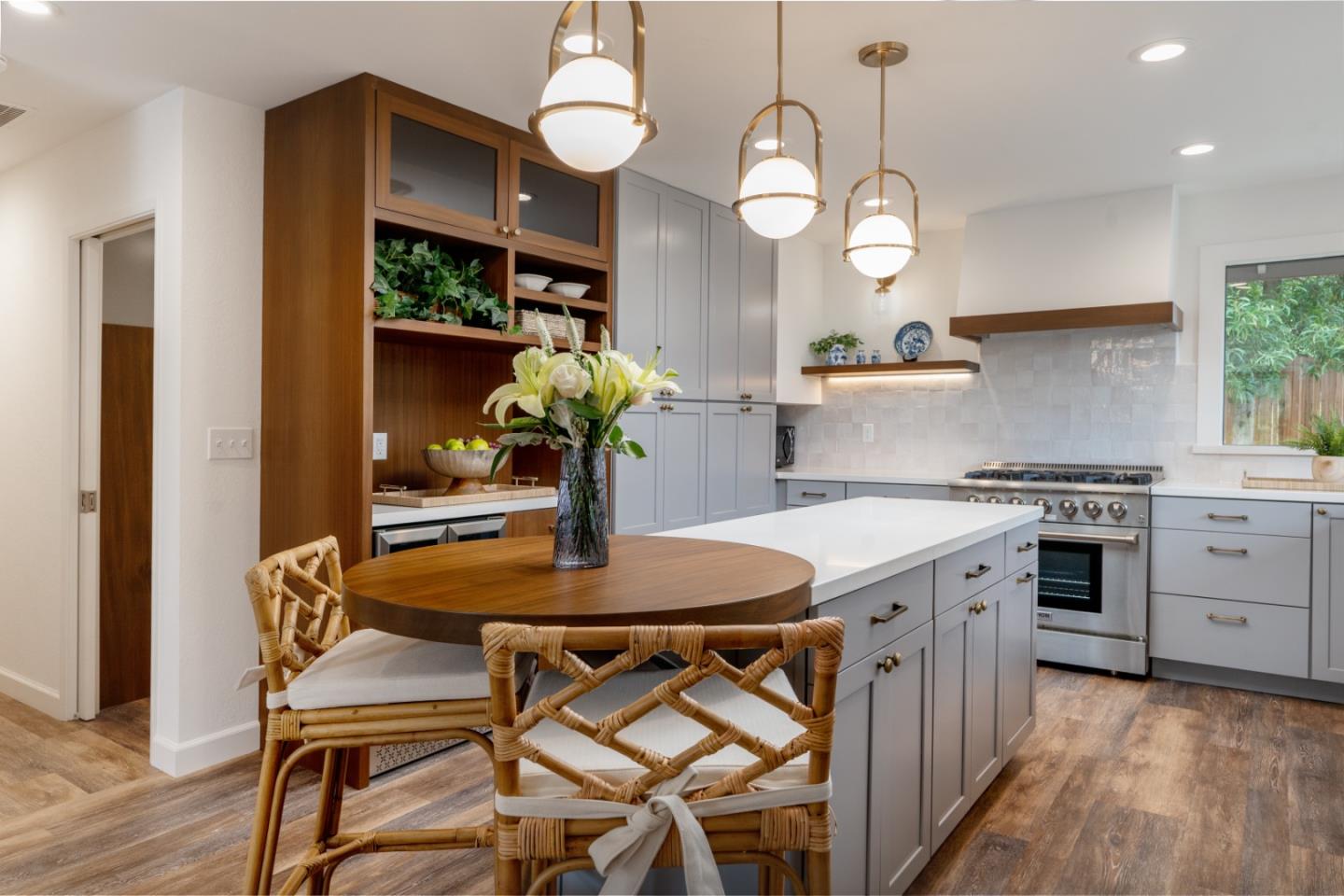 3511 Mesa Court