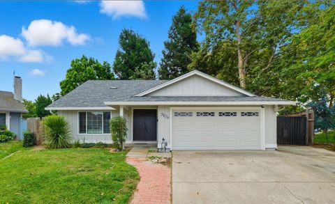 Photo of 3178 Santa Marta Court, UNION CITY, CA 94587 (MLS # ML82025683)
