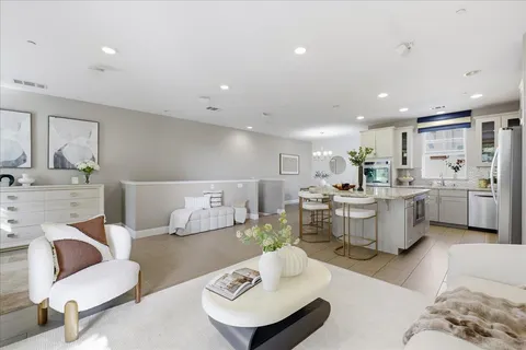 MLS: ML82041561