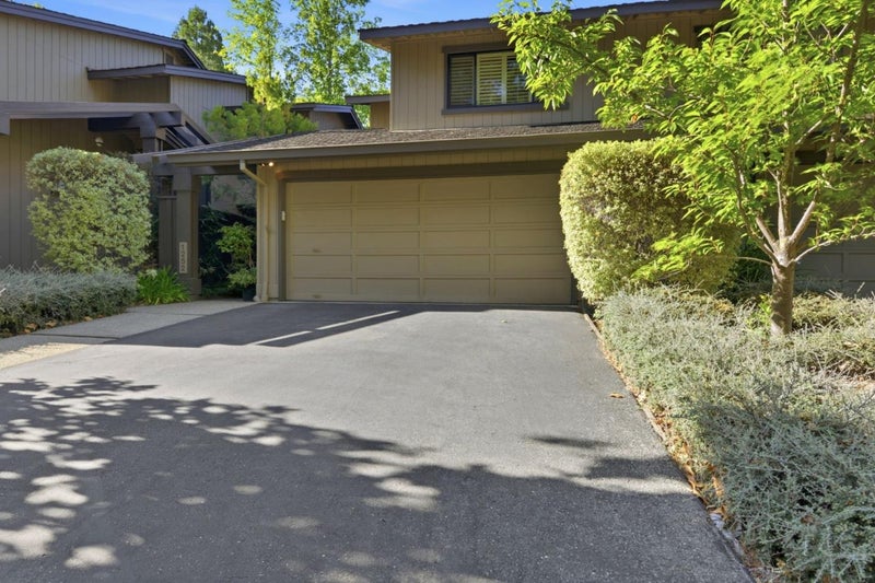 1252 Sharon Park Drive