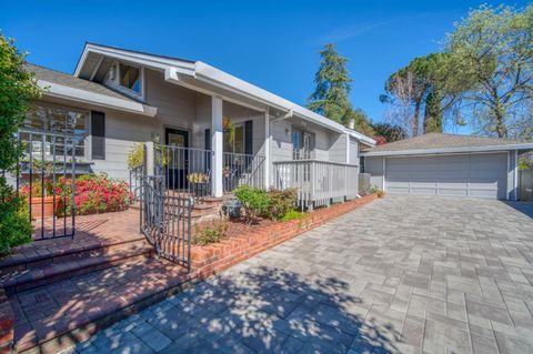 Tiny photo for 17981 Rose Court, MONTE SERENO, CA 95030 (MLS # ML82036848)