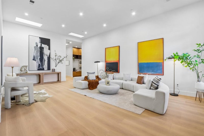 1110 Ridgeley Drive