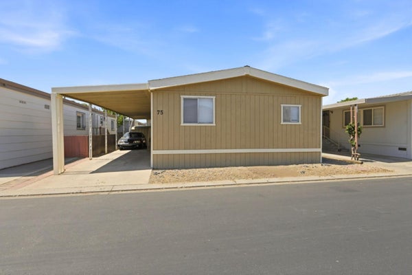 812 W CLOVER RD SPC 75, TRACY, CA 95376 - Image 8ca1c0eaa28e3b3a71b260d977941c3e/376284472