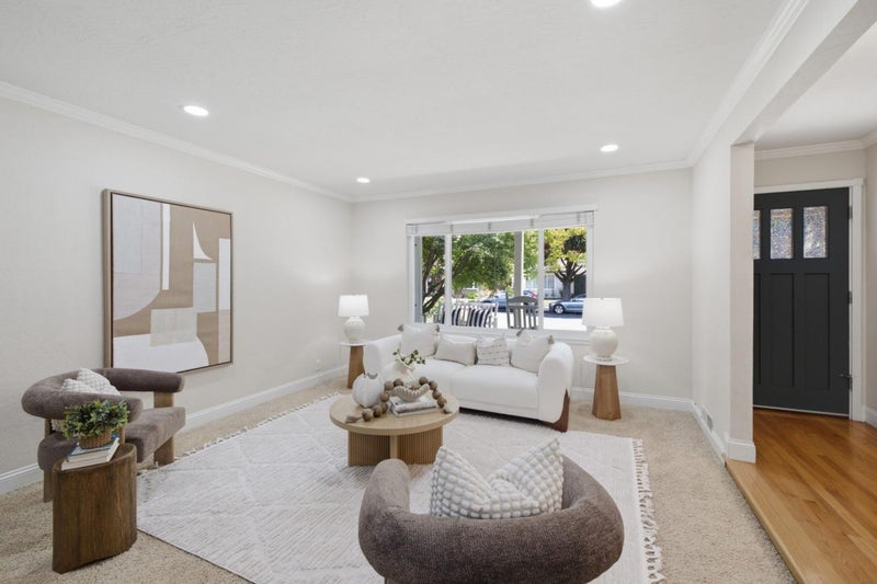 2452 Crestline Road