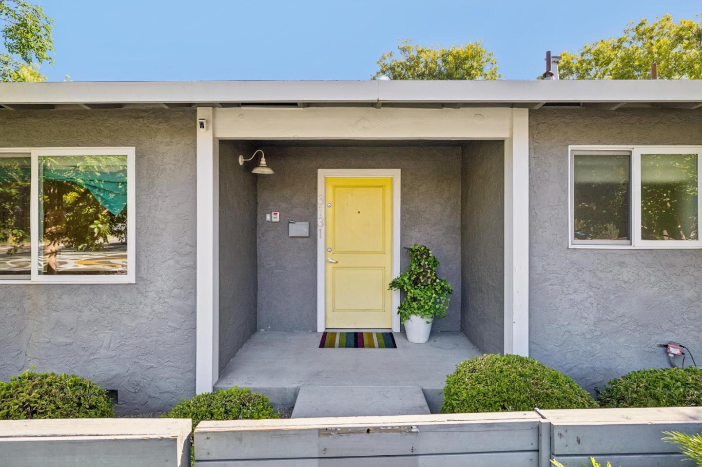 3131 Alameda De Las Pulgas