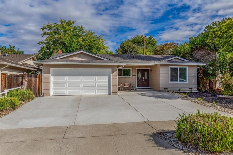 3345 Valley Square Lane