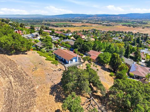Tiny photo for 16620 Rustling Oak Lane, MORGAN HILL, CA 95037 (MLS # ML82052232)