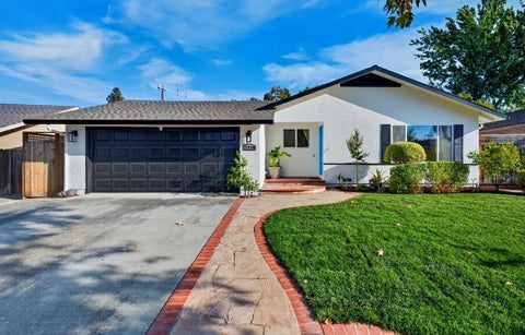 Photo of 2318 Maximilian Drive, CAMPBELL, CA 95008 (MLS # ML82059055)