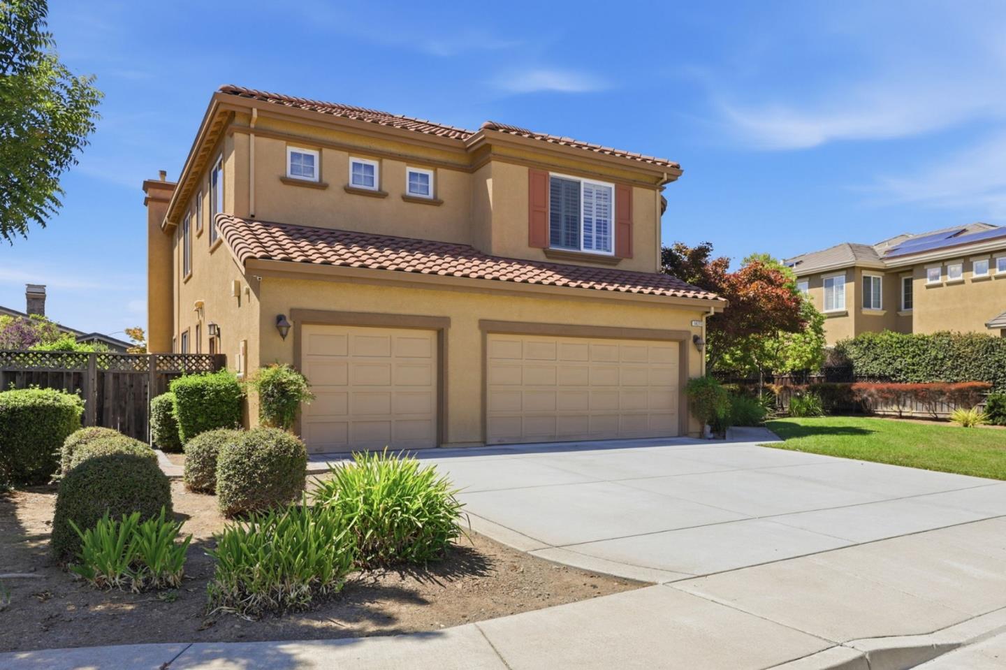 18275 Los Padres Place