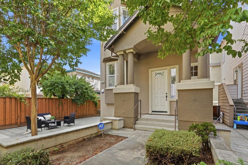 1618 Salamoni Court