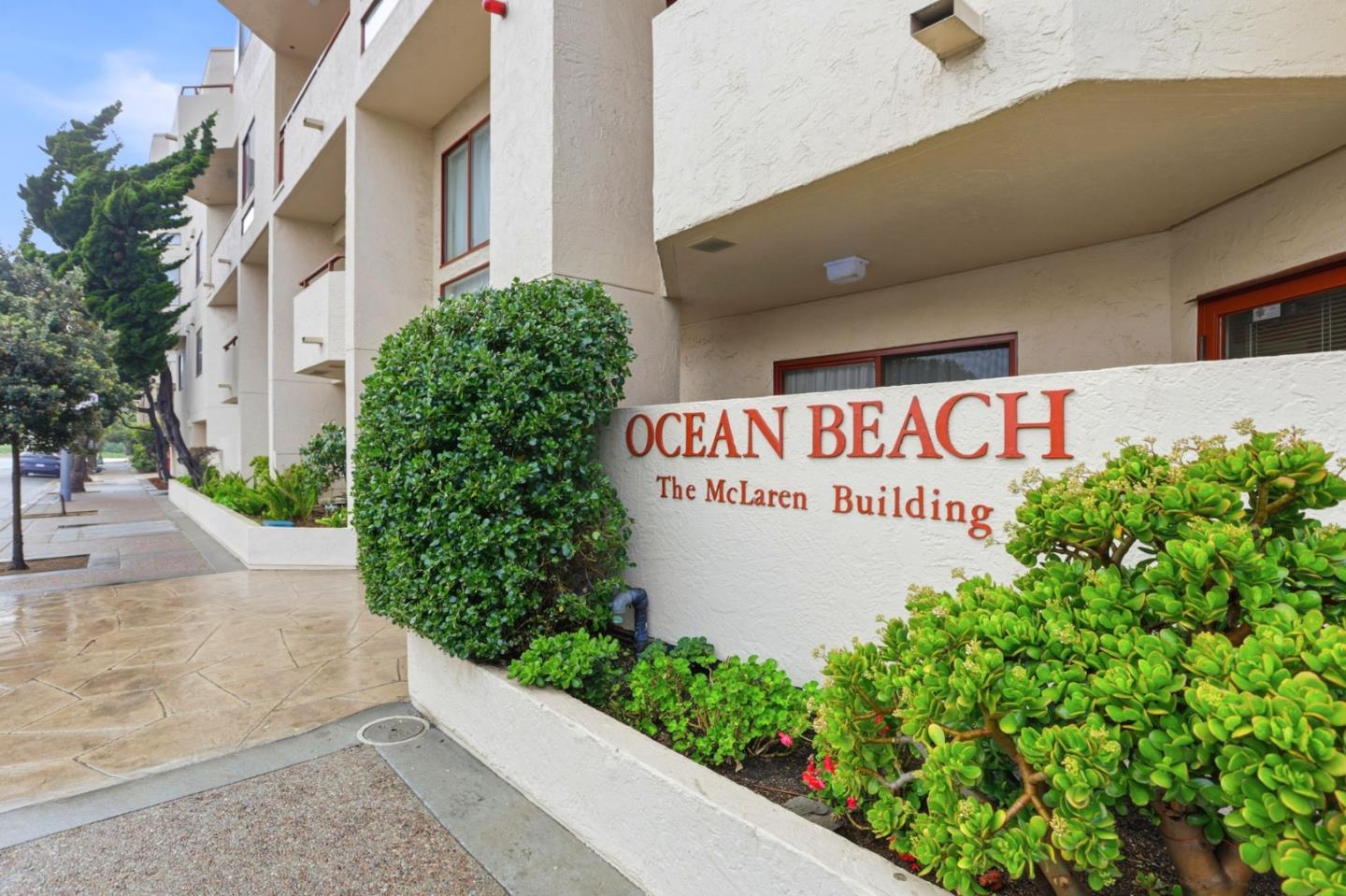 855 La Playa Street 357