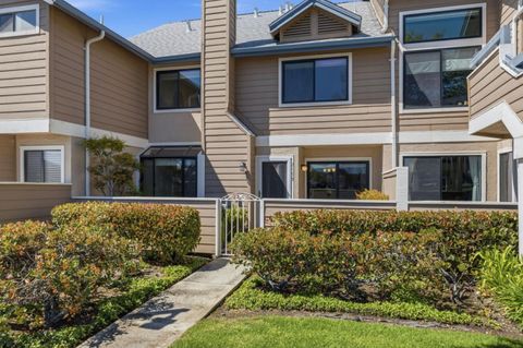Photo of 2175 Vista Del Mar, SAN MATEO, CA 94404 (MLS # ML82041828)