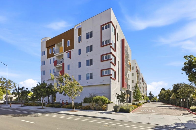 42111 Osgood Road 411