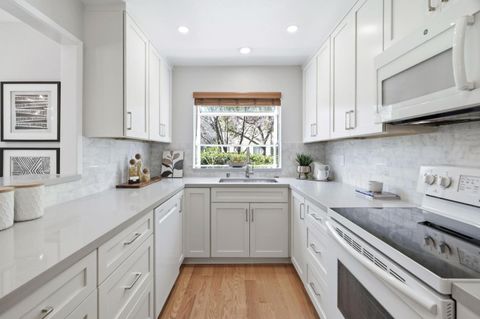 Tiny photo for 181 Ada Avenue #50, MOUNTAIN VIEW, CA 94043 (MLS # ML82036379)