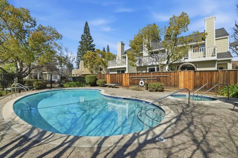 Tiny photo for 181 Ada Avenue #50, MOUNTAIN VIEW, CA 94043 (MLS # ML82036379)