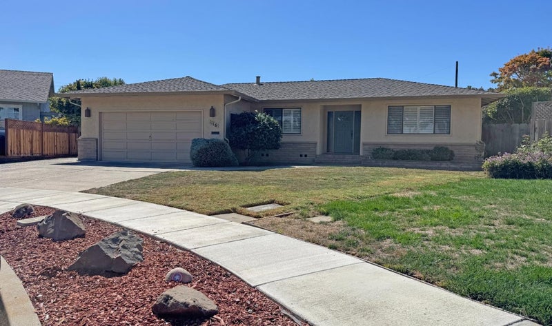 1116 Aspen Place